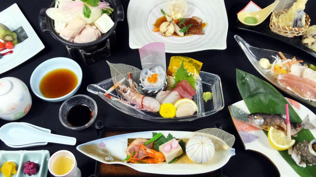 חונגו Watarase Onsen Hotel Yamayuri מראה חיצוני תמונה