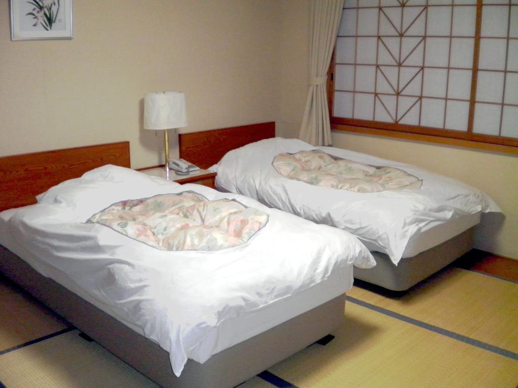 חונגו Watarase Onsen Hotel Yamayuri מראה חיצוני תמונה